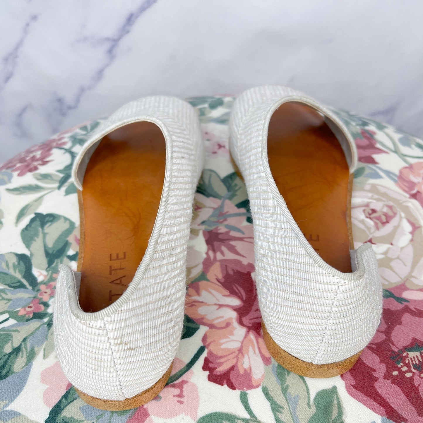 1 State. | Celvin Sandal | 9.5