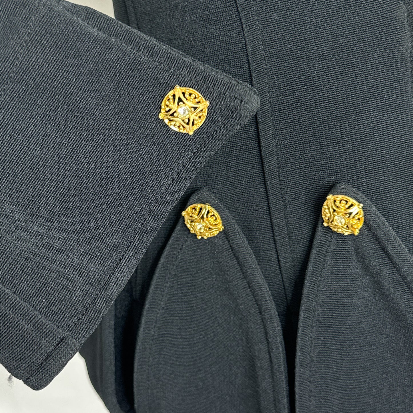 Etoile New York | Vintage Black Fitted Embellished Blazer | S
