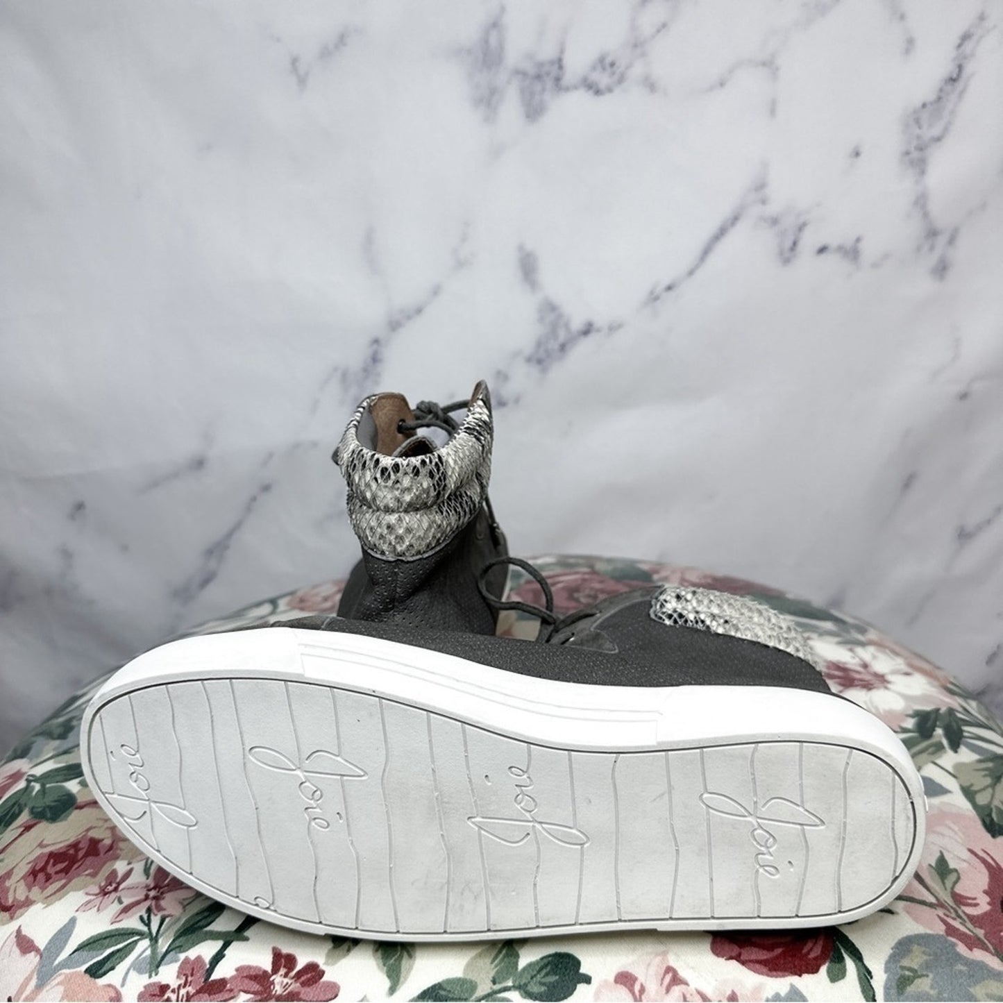Joie | Devon Perforated Grey Suede High-Top Sneaker | 41 (11)