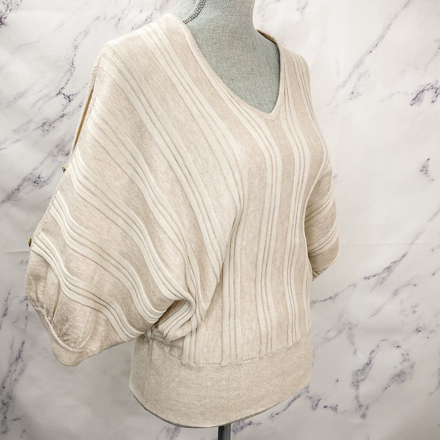 Adrienne Vittadini | Beige Open Sleeve Knit Sweater | M