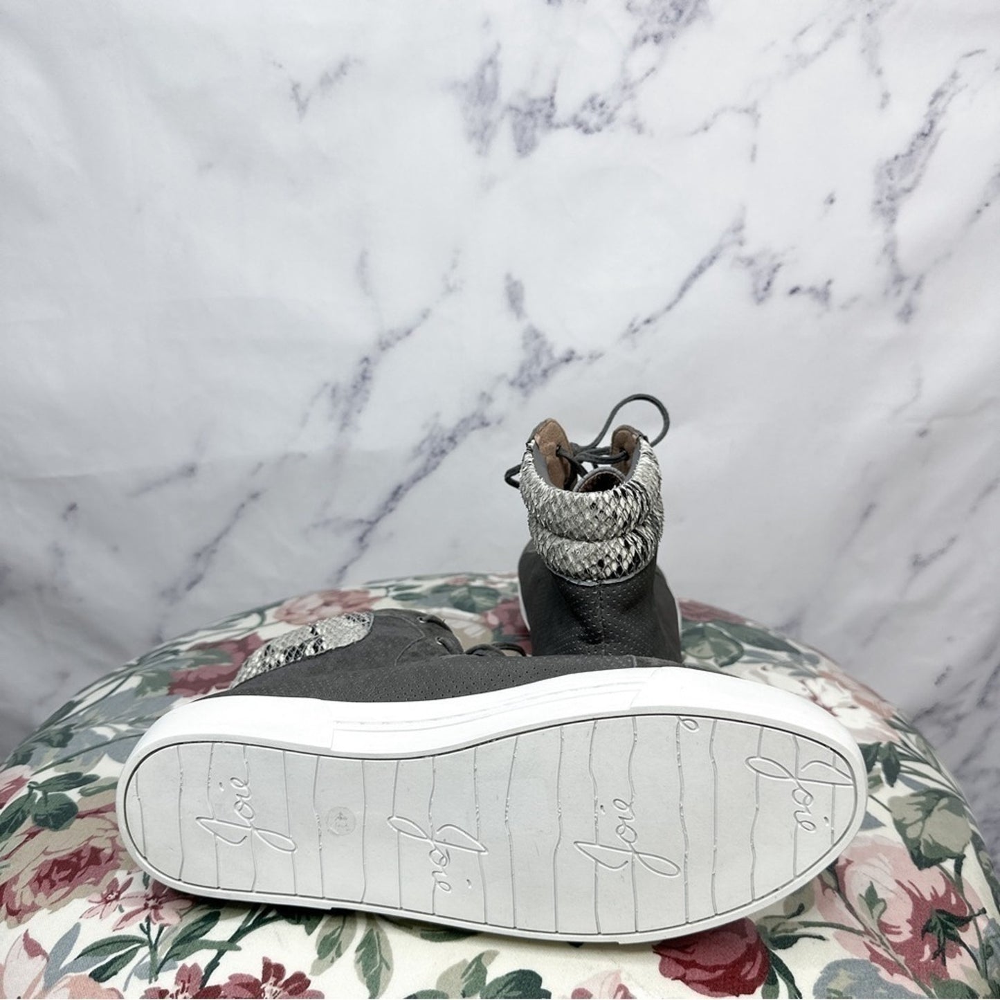Joie | Devon Perforated Grey Suede High-Top Sneaker | 41 (11)