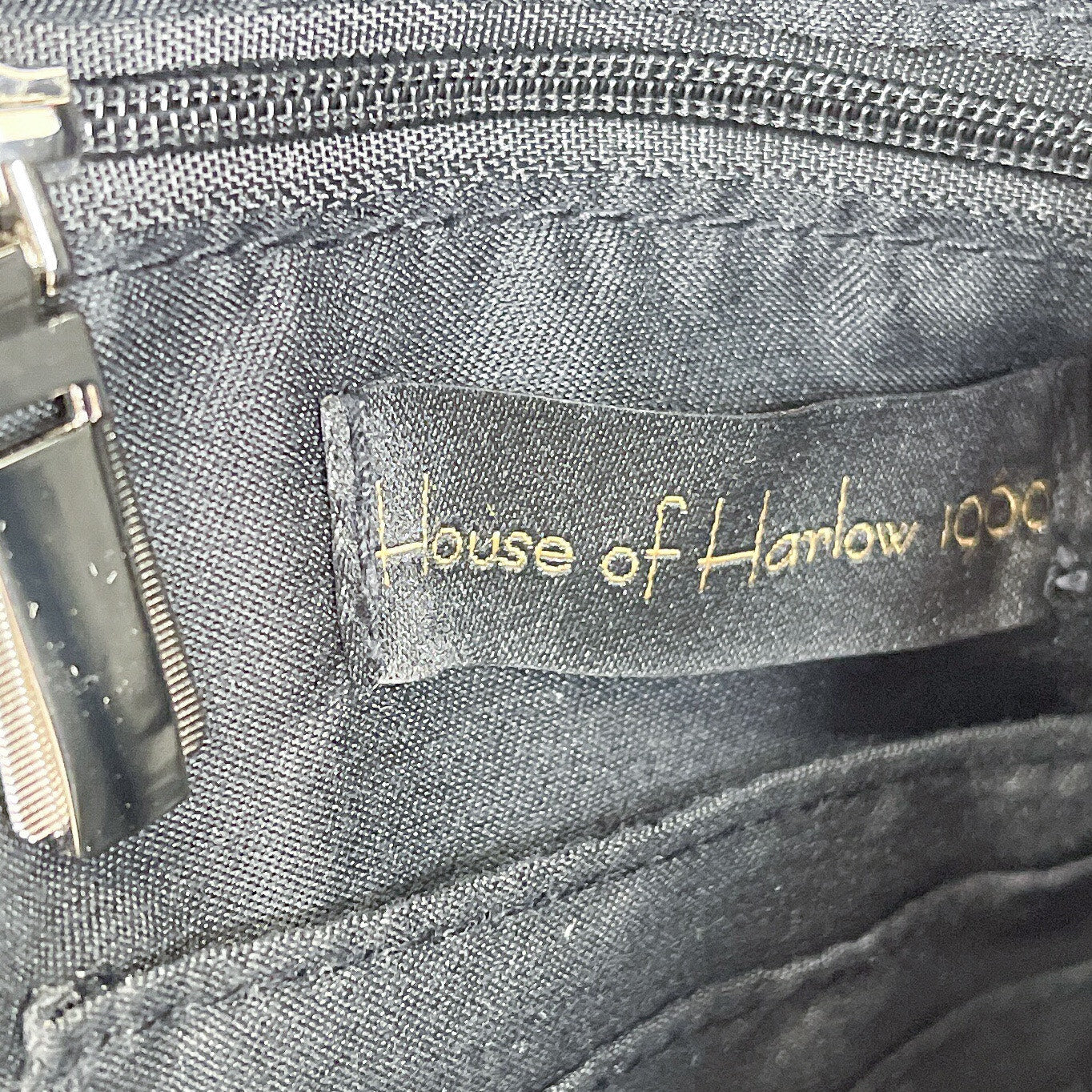 House of Harlow 1960 | Black Savannah Sling Bag/Crossbody