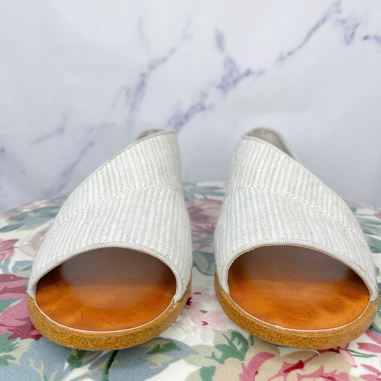 1 State. | Celvin Sandal | 9.5