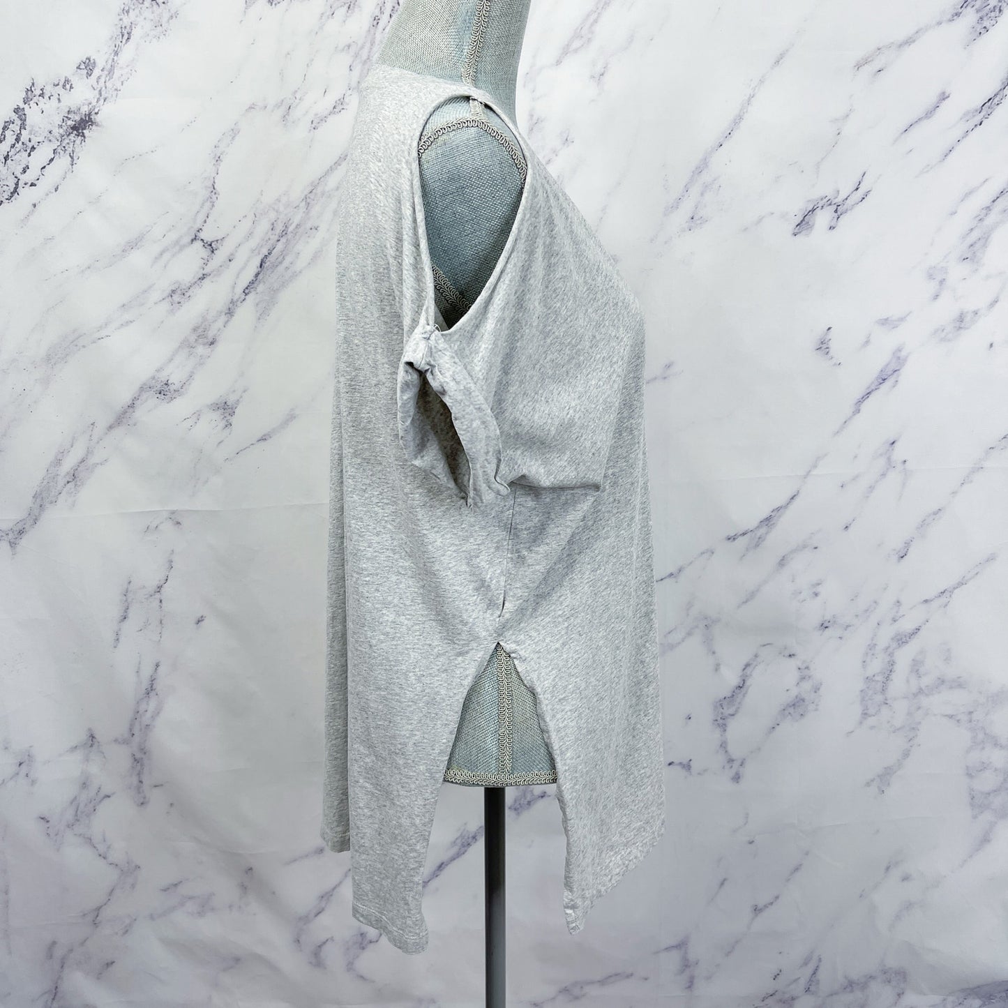 ALLSAINTS | Cora V Tee Cold Shoulder T-Shirt | XS/S