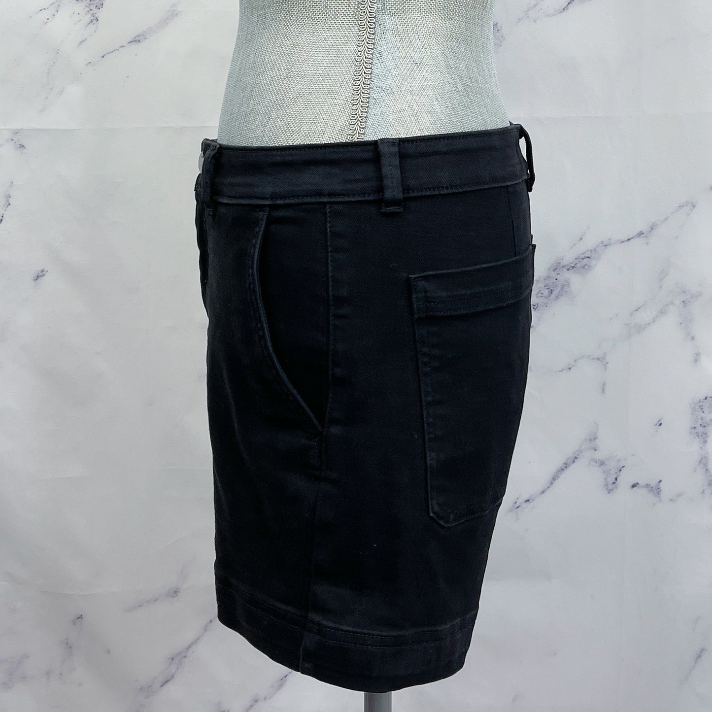 Everlane | Black Cotton Twill Shorts | 4