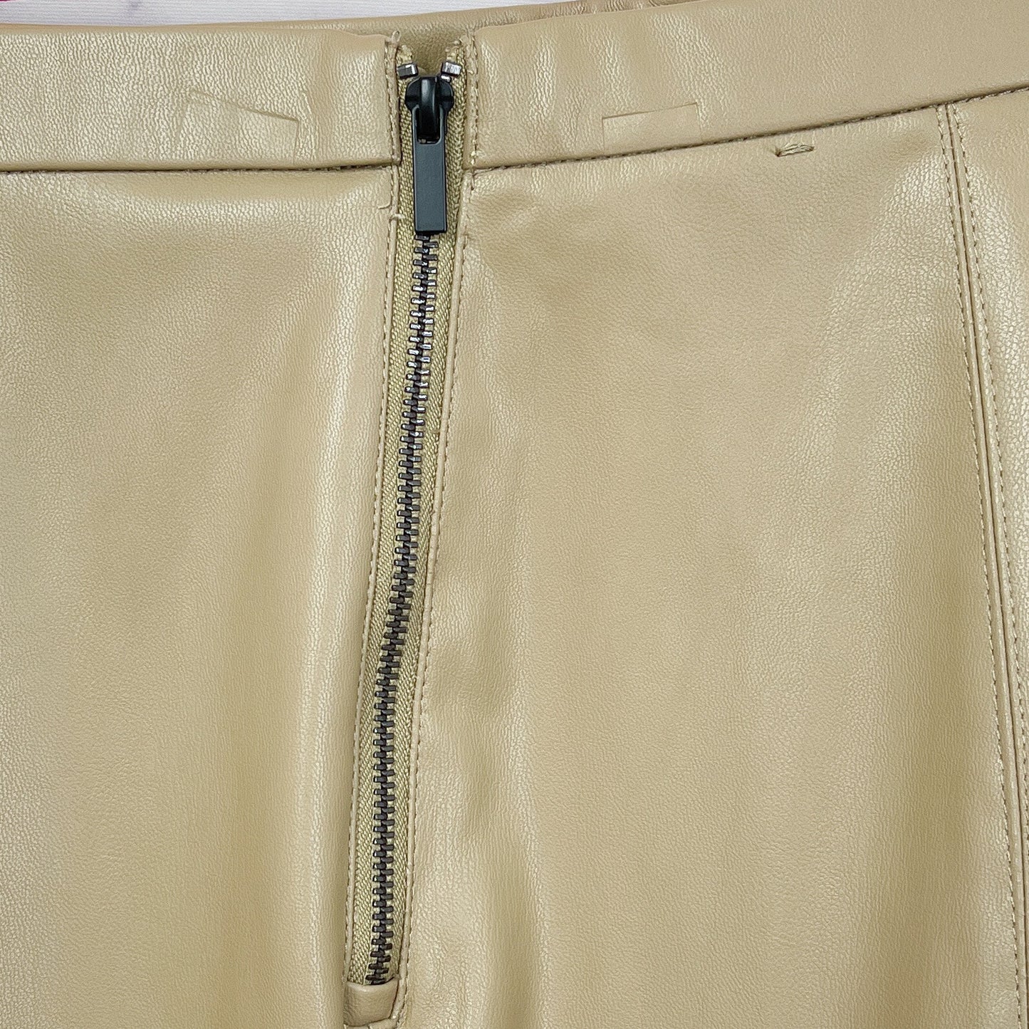 Zara | High Waisted Faux Leather Leggings | L