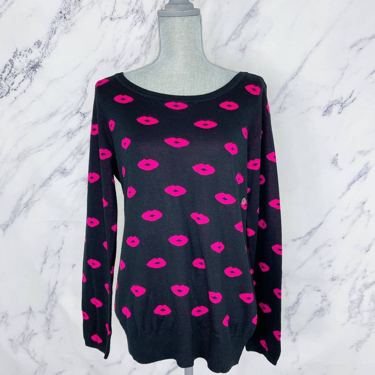 The Limited | Wool Blend Black Pink Lips Sweater | Sz L