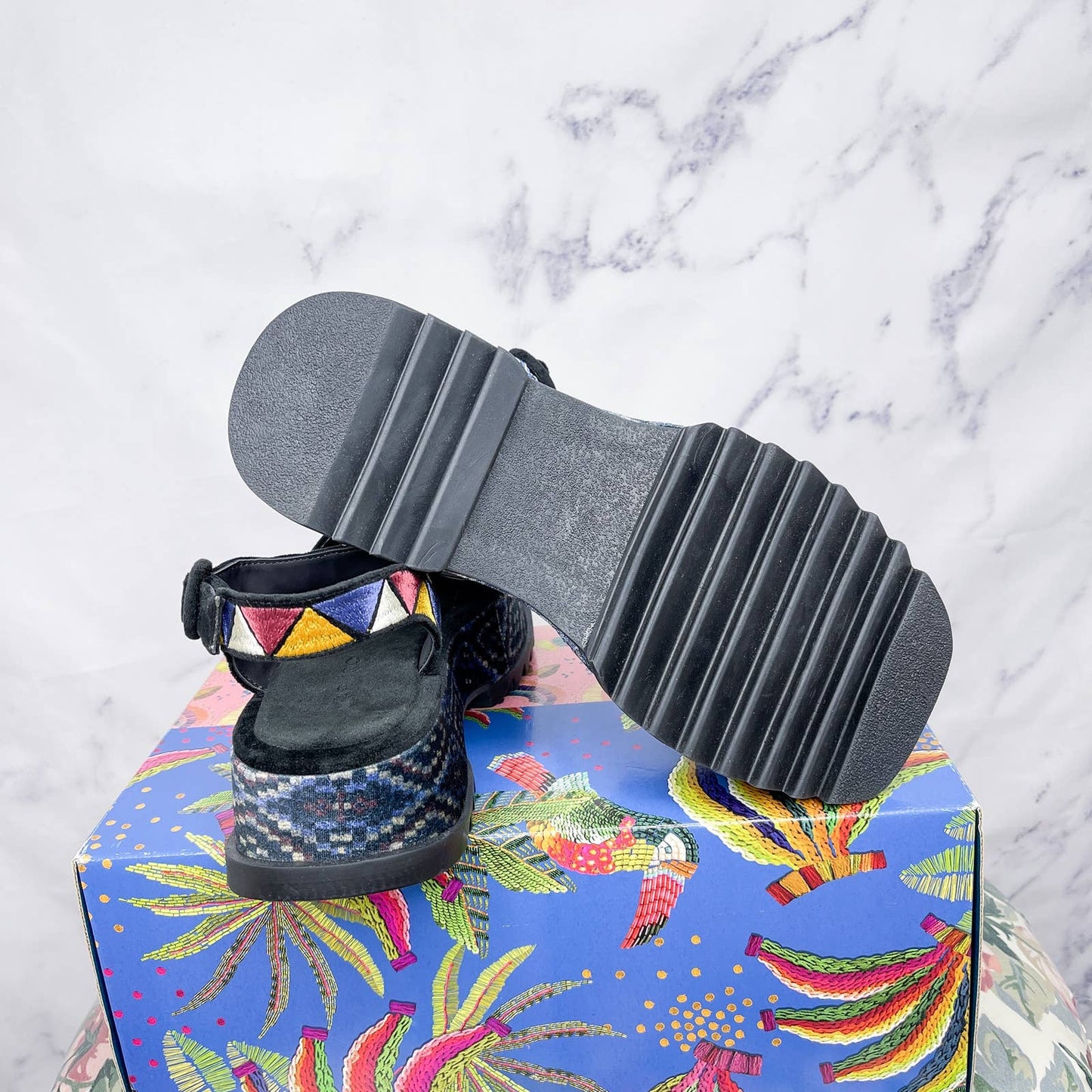 FARM Rio | Black Closed Toe Platform Sandal | Sz 8