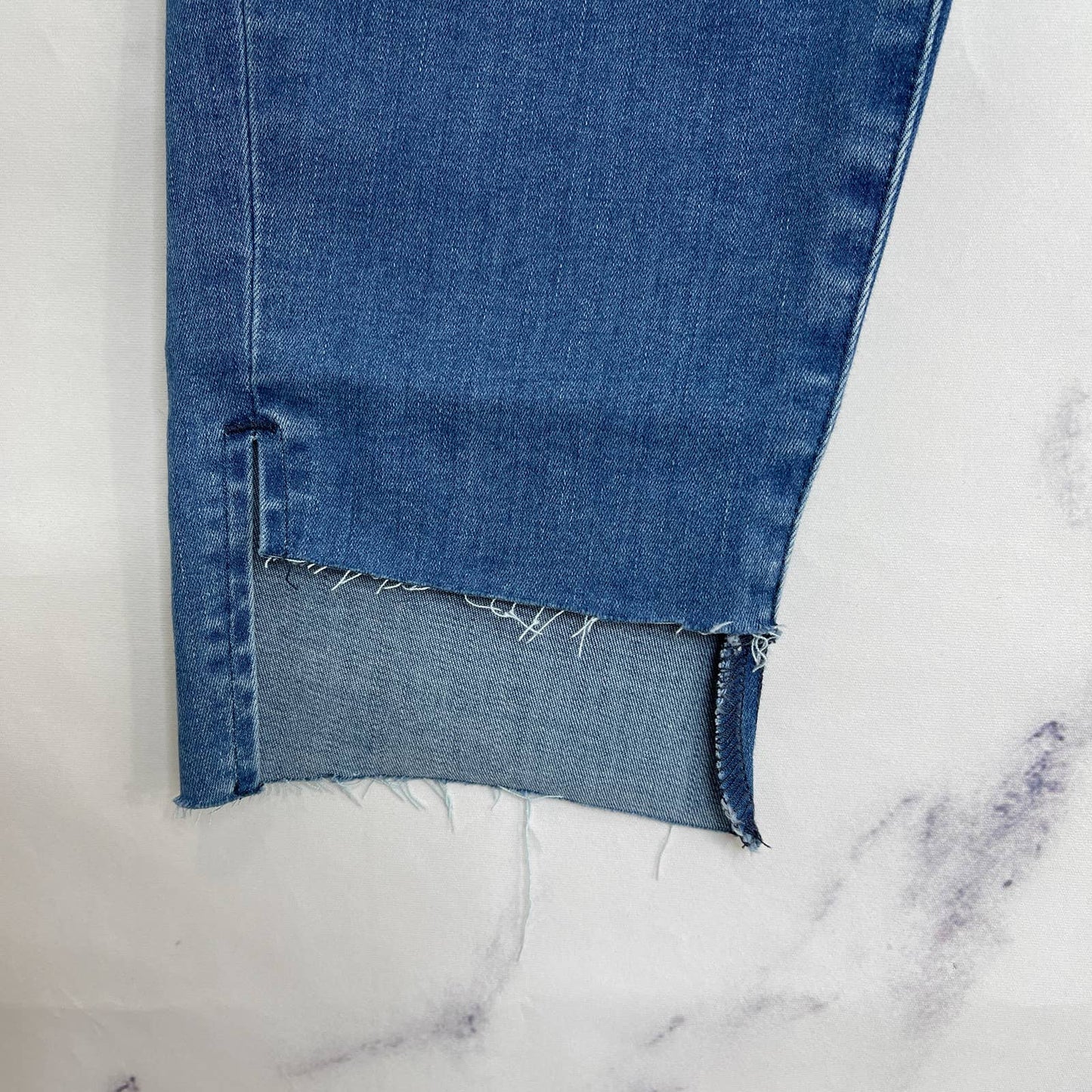 Good American | Good Waist w/ Step Hem Jeans
