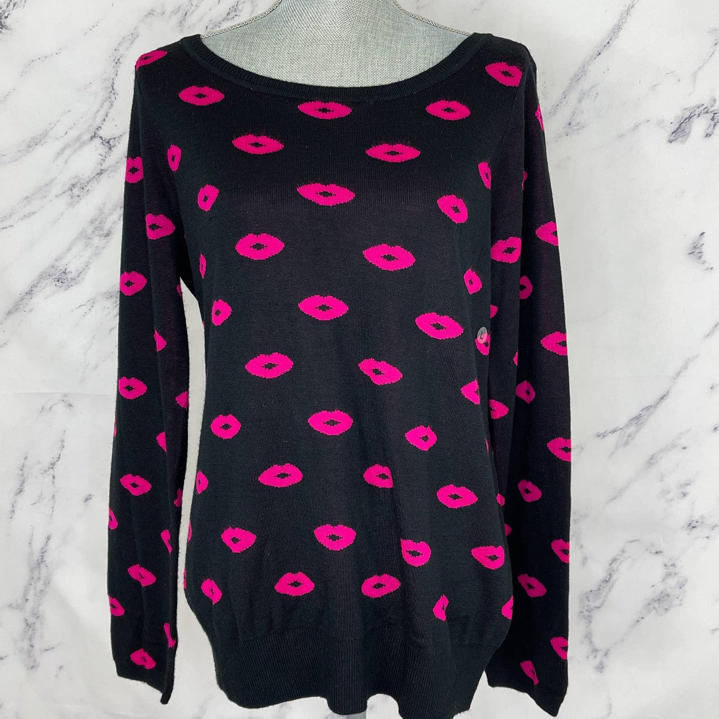 The Limited | Wool Blend Black Pink Lips Sweater | Sz L