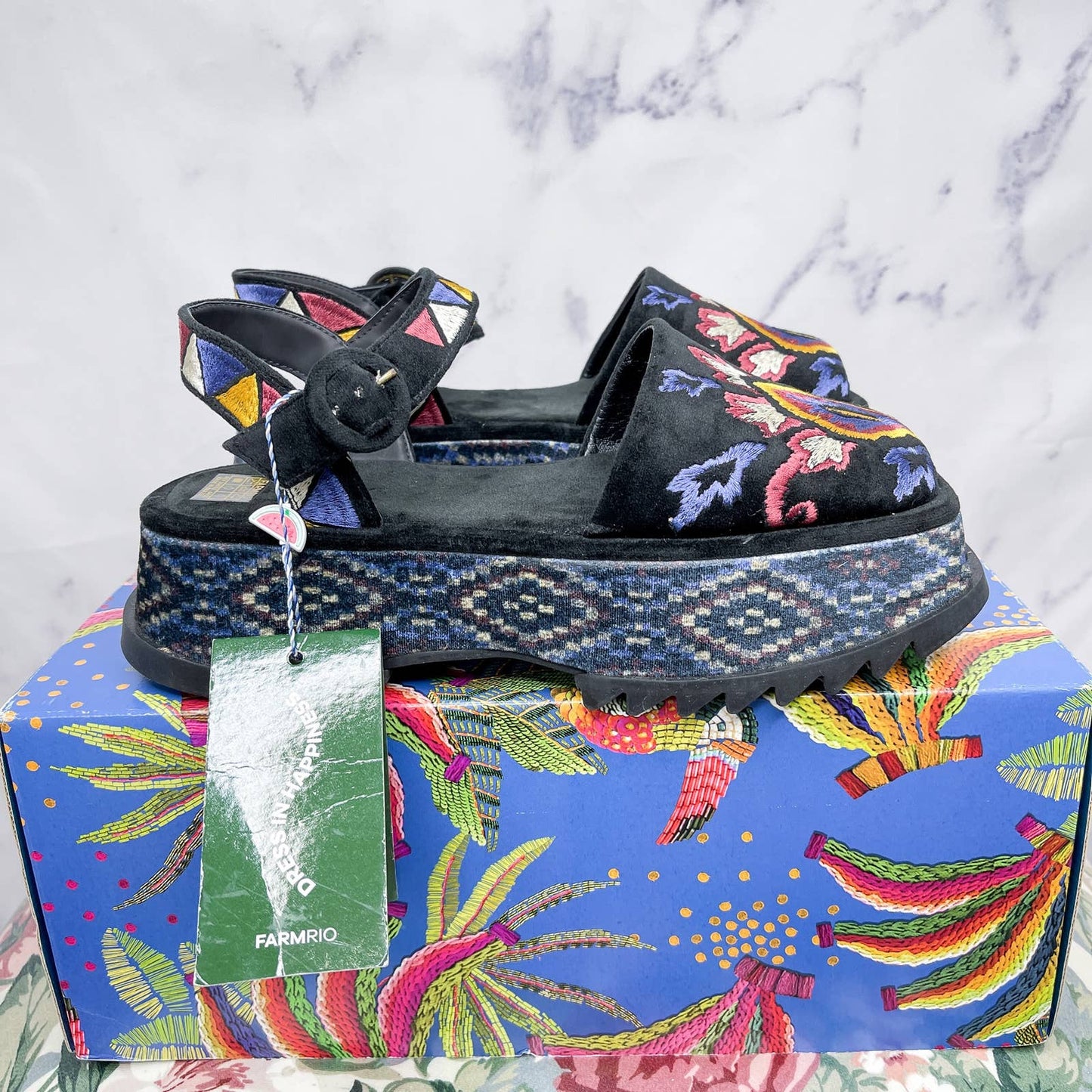 FARM Rio | Black Closed Toe Platform Sandal | Sz 8