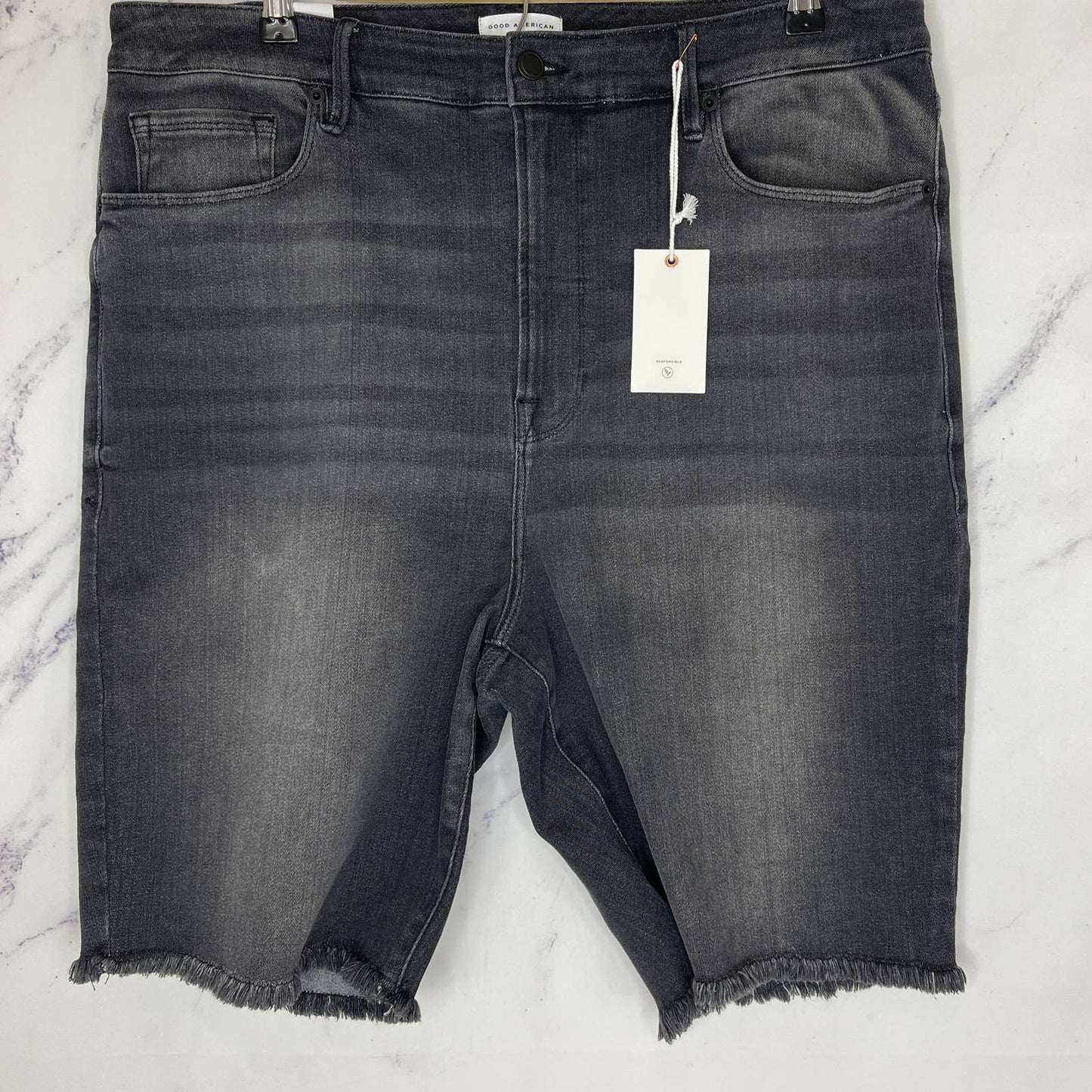 Good American | Bermuda Shorts