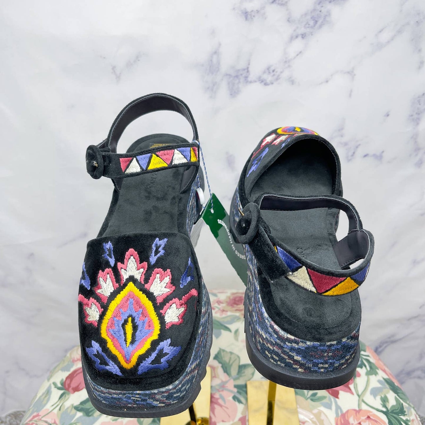 FARM Rio | Black Closed Toe Platform Sandal | Sz 8