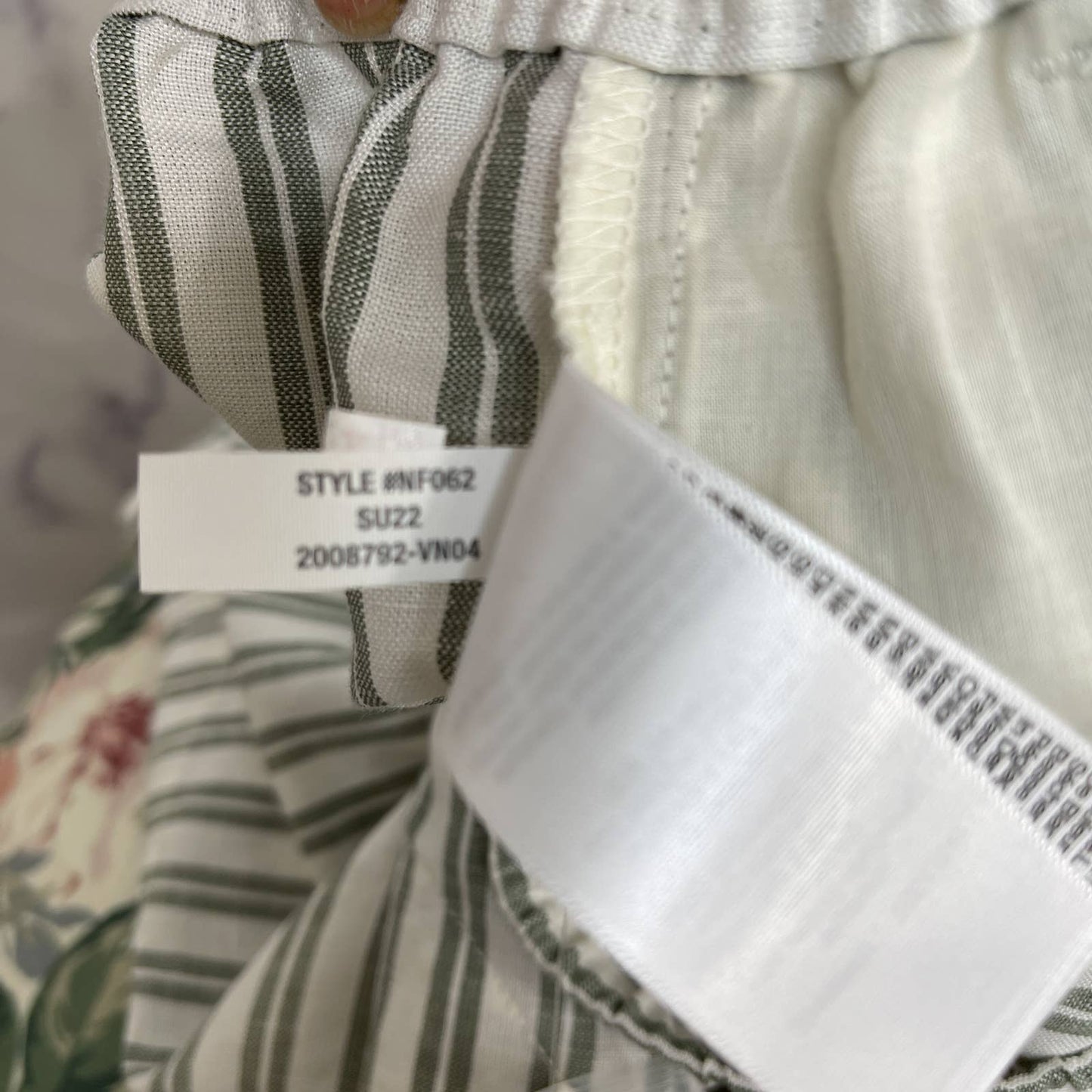 Madewell | Linen-Blend Curved Hem Shorts in Stripes