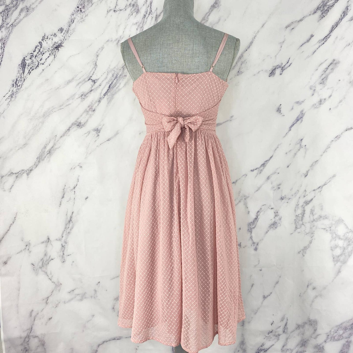 BB Dakota | Take a Bow | Sz 4