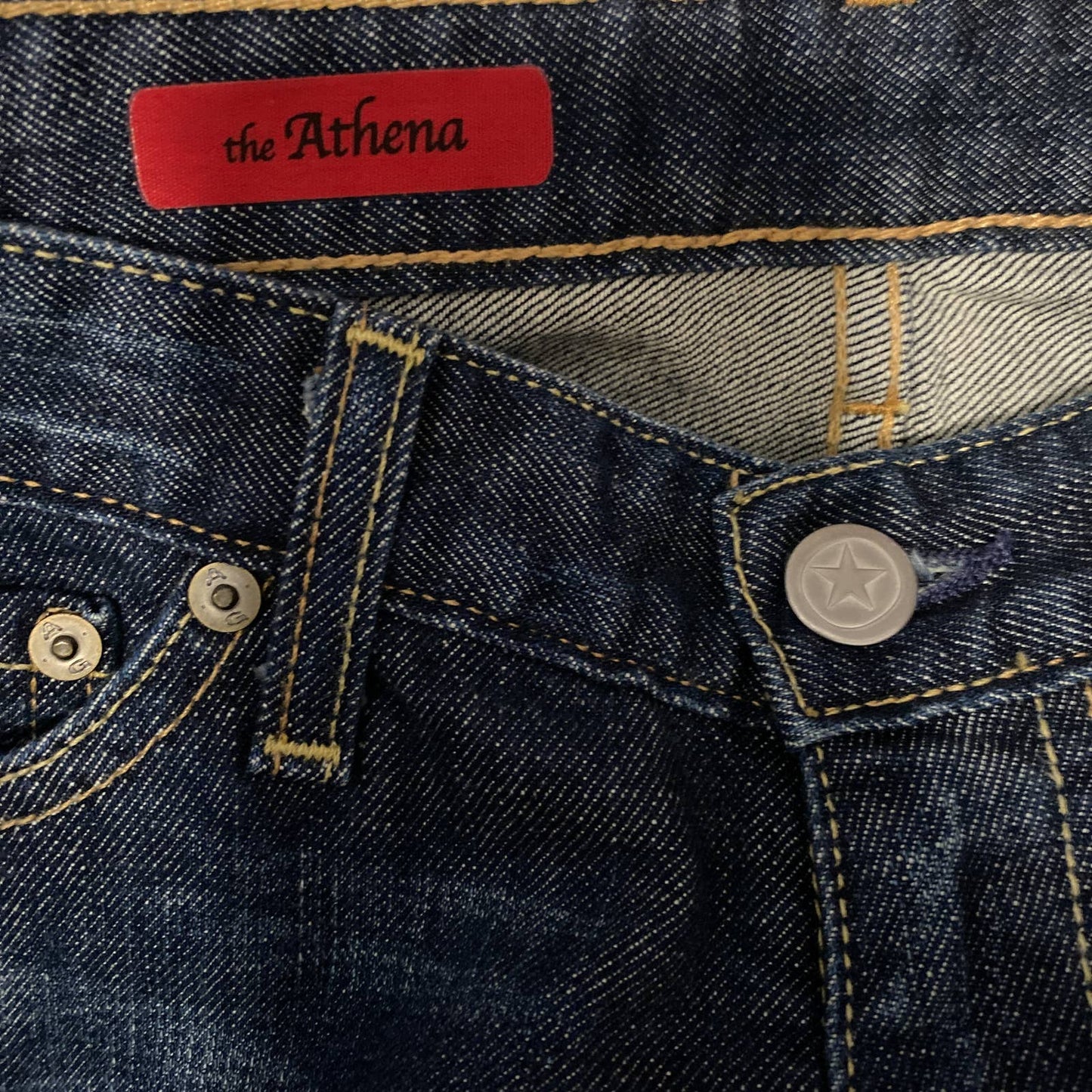 AG Adriano Goldschmied | the Athena Crop Jeans