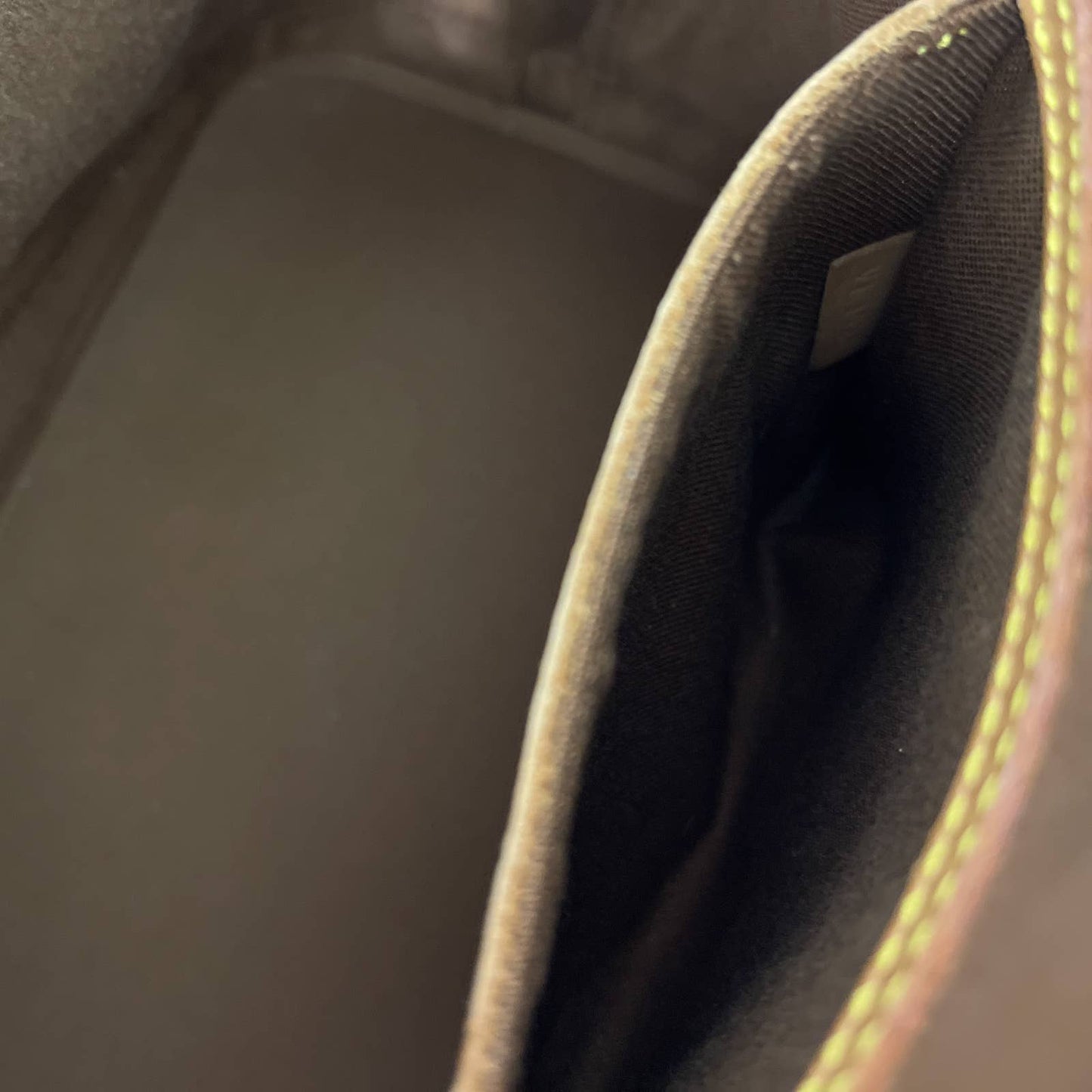 Louis Vuitton | Vintage Monogram Alma PM