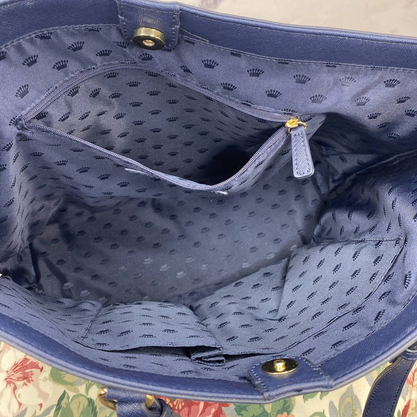 Juicy Couture | Sophia Saffiano Leather Navy Blue Tote