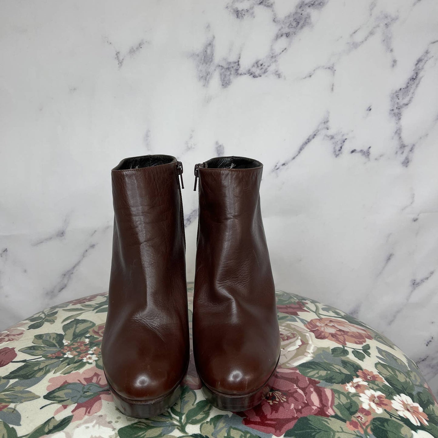 Stuart Weiztman | Brown “Gran” Leather Booties