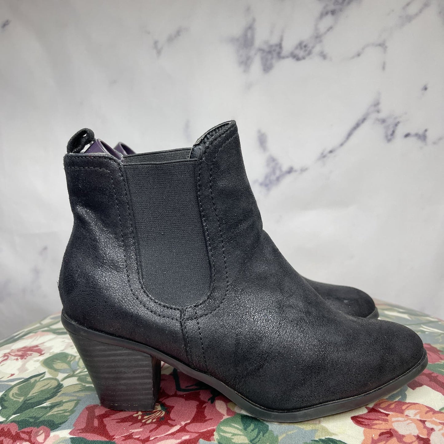 Bucco | Black Ankle Booties | 7