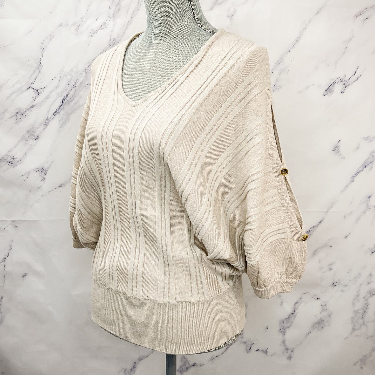 Adrienne Vittadini | Beige Open Sleeve Knit Sweater | M