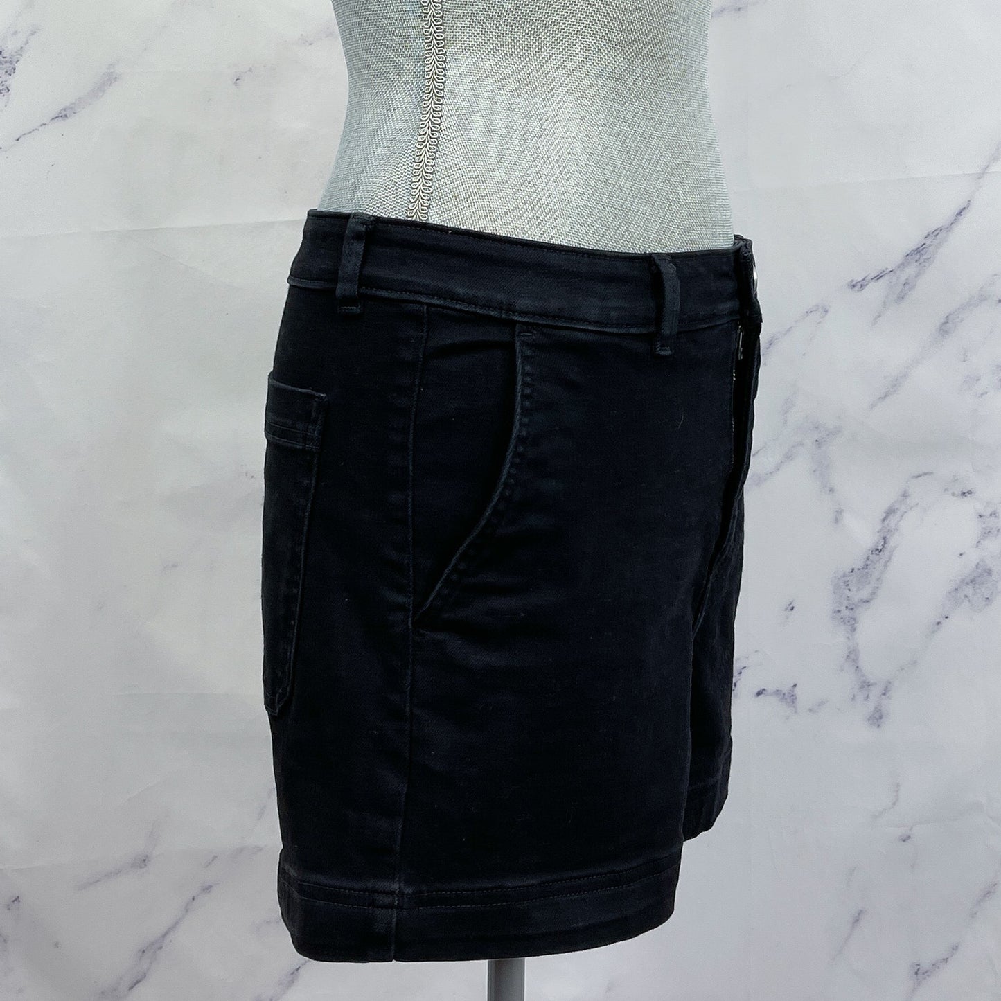 Everlane | Black Cotton Twill Shorts | 4