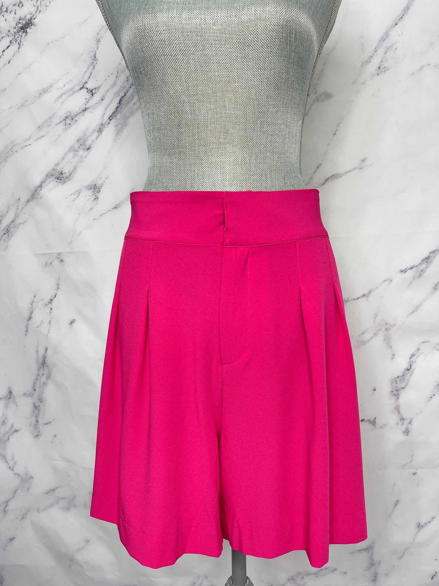 Torrid | Studio Crepe Wide Leg Shorts Fuchsia Size 18