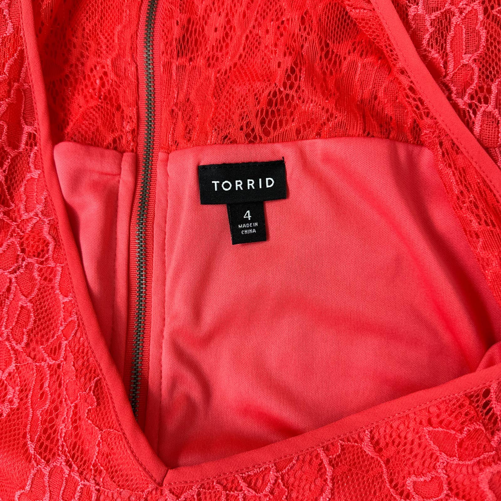 Torrid | Lace Cap Sleeve Fit and Flare Dress | Sz 4 Moniquey's Closet Torrid | Lace Cap Sleeve Fit and Flare Dress | Sz 4 Moniquey's Closet