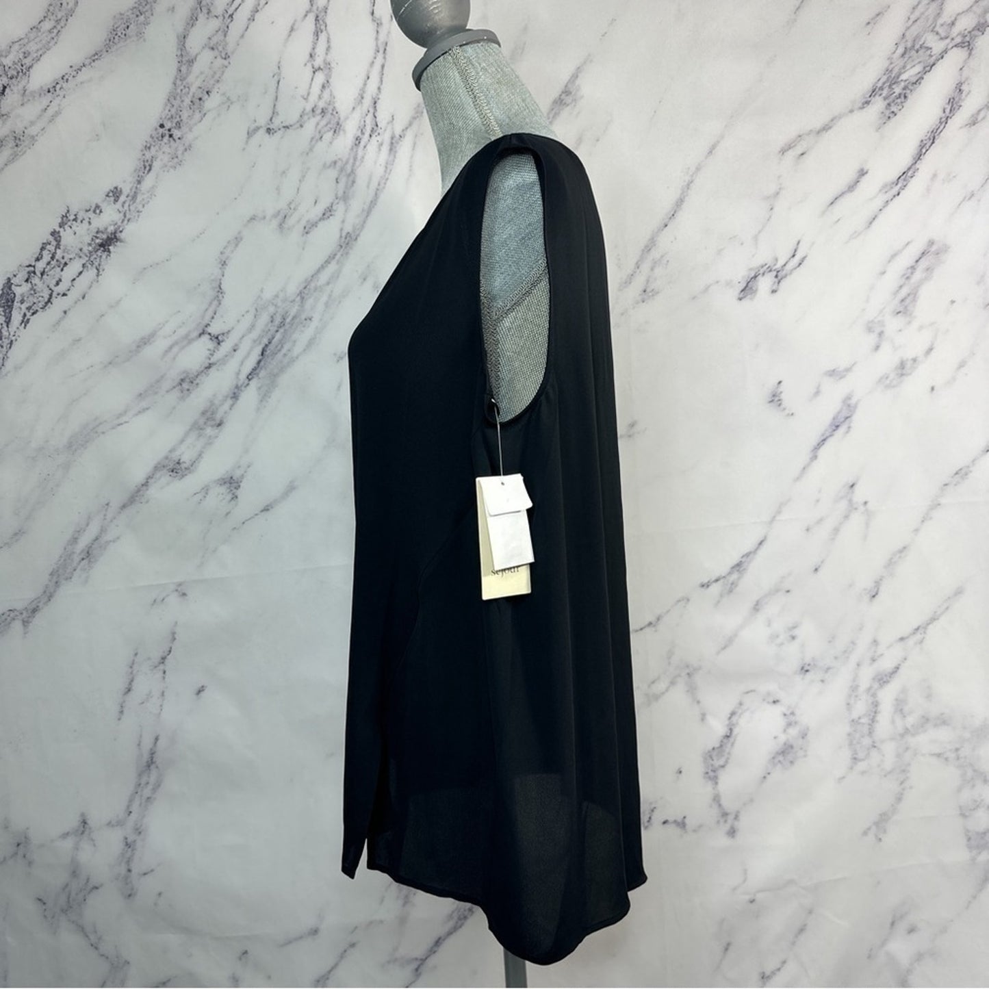 Sejour | Black Sleeveless Blouse | 14W