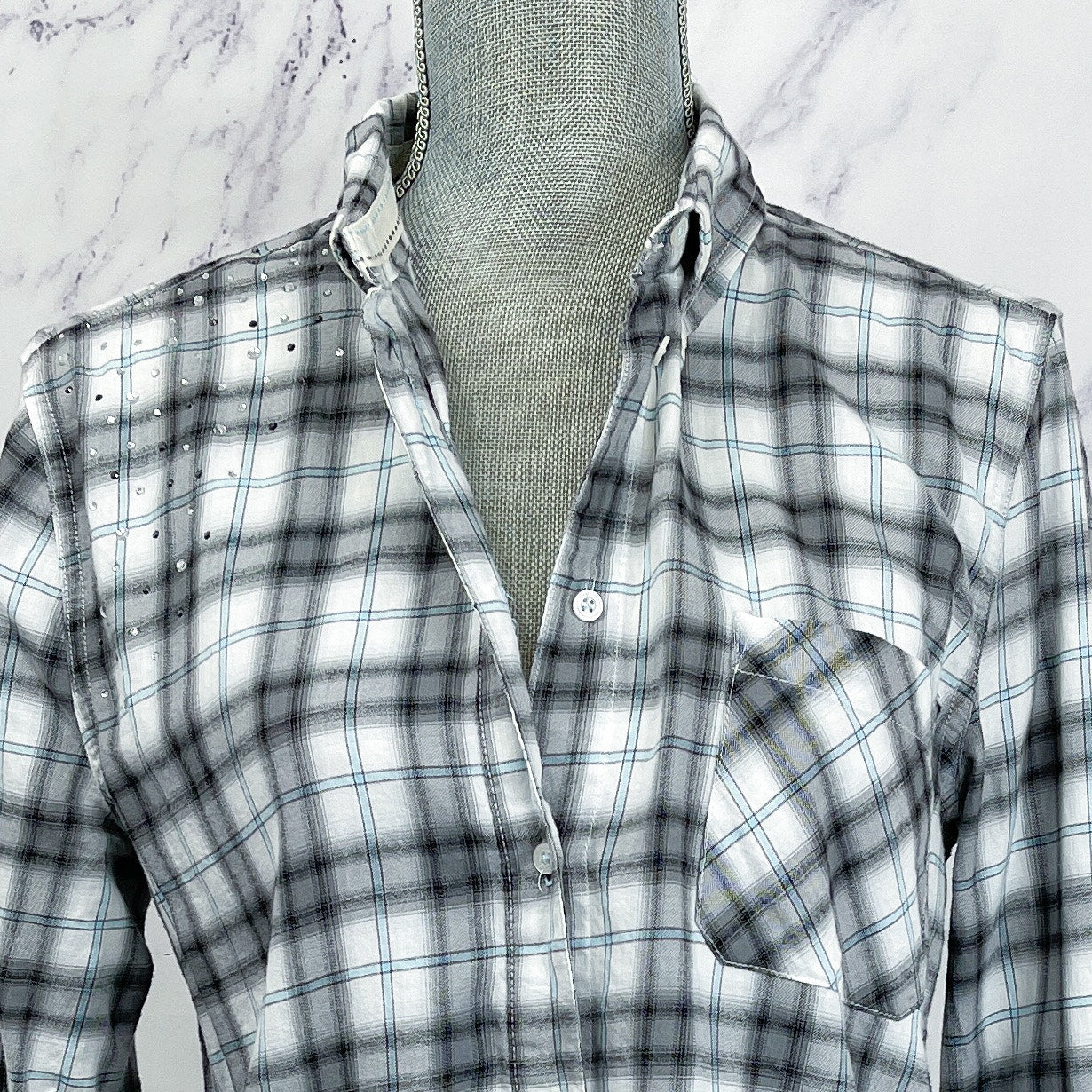 PINK | Victoria’s Secret | Plaid Long Sleeve Button-Down Shirt | L