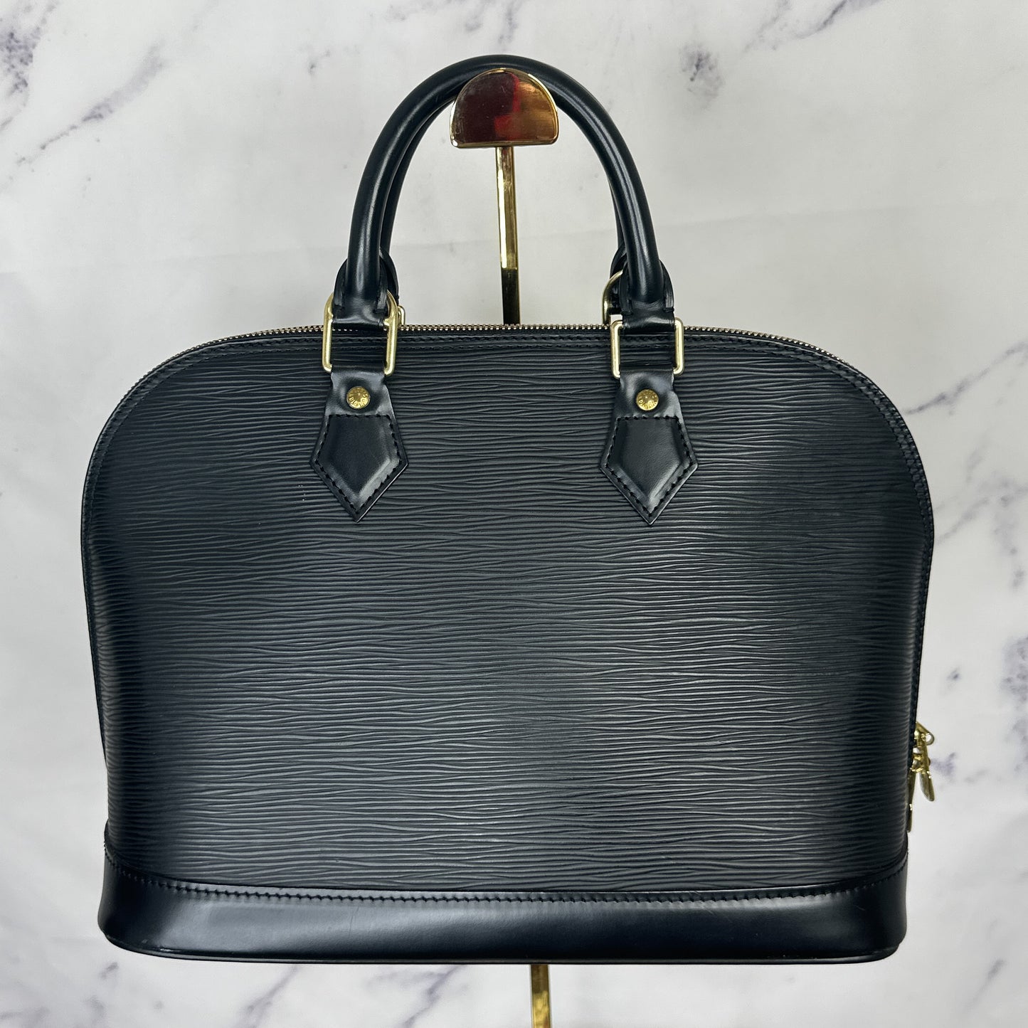 Louis Vuitton | Black Epi Alma PM