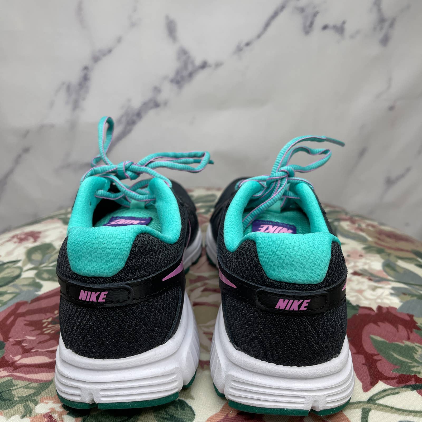 Dekking Voorouder solidariteit Nike | Revolution 2 Running Shoe – Moniquey's Closet