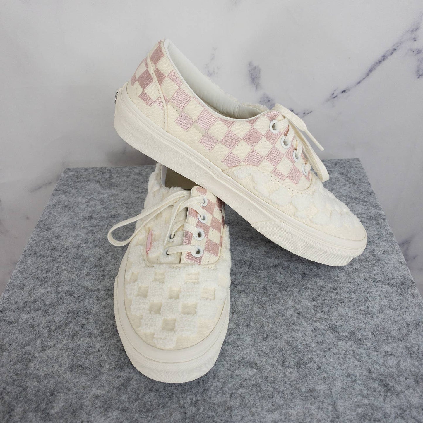Vans | Chenille Check Era Sneaker | Size 5.5