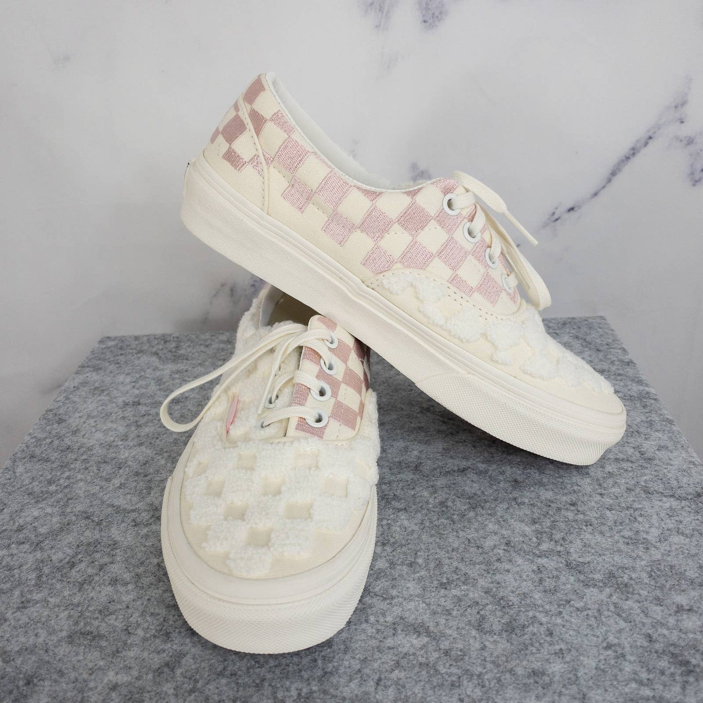 Vans | Chenille Check Era Sneaker | Size 5.5
